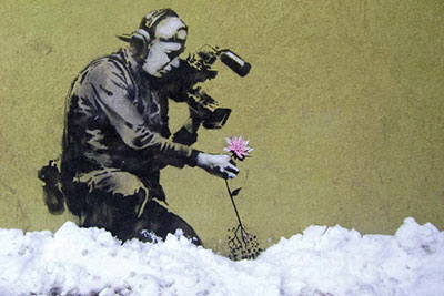 Banksy Cameraman et fleur reproduction-de-tableau